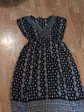 Riviera Sun Black and White Printed Casual Dress with Smocked Waist
